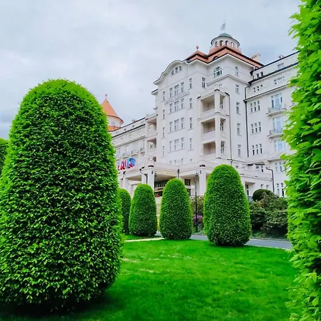 Apartmán Artflora Kv Premium *