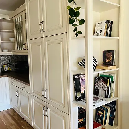 Artflora Kv Premium Lägenhet Karlovy Vary