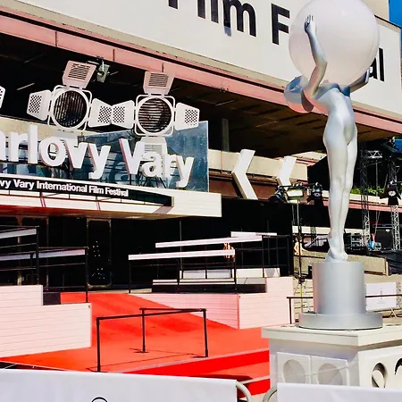 Lägenhet Artflora Kv Premium Karlovy Vary